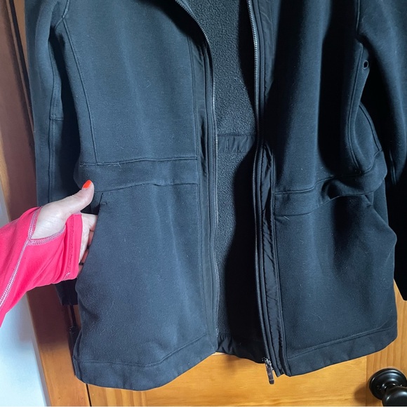 Lululemon 10 - Picture 6 of 6